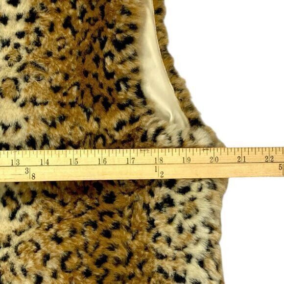 FUDA Studios Reversible Vest Womens M Cheetah Print Faux Fur Zip Stand Up Jacket - Picture 9 of 12